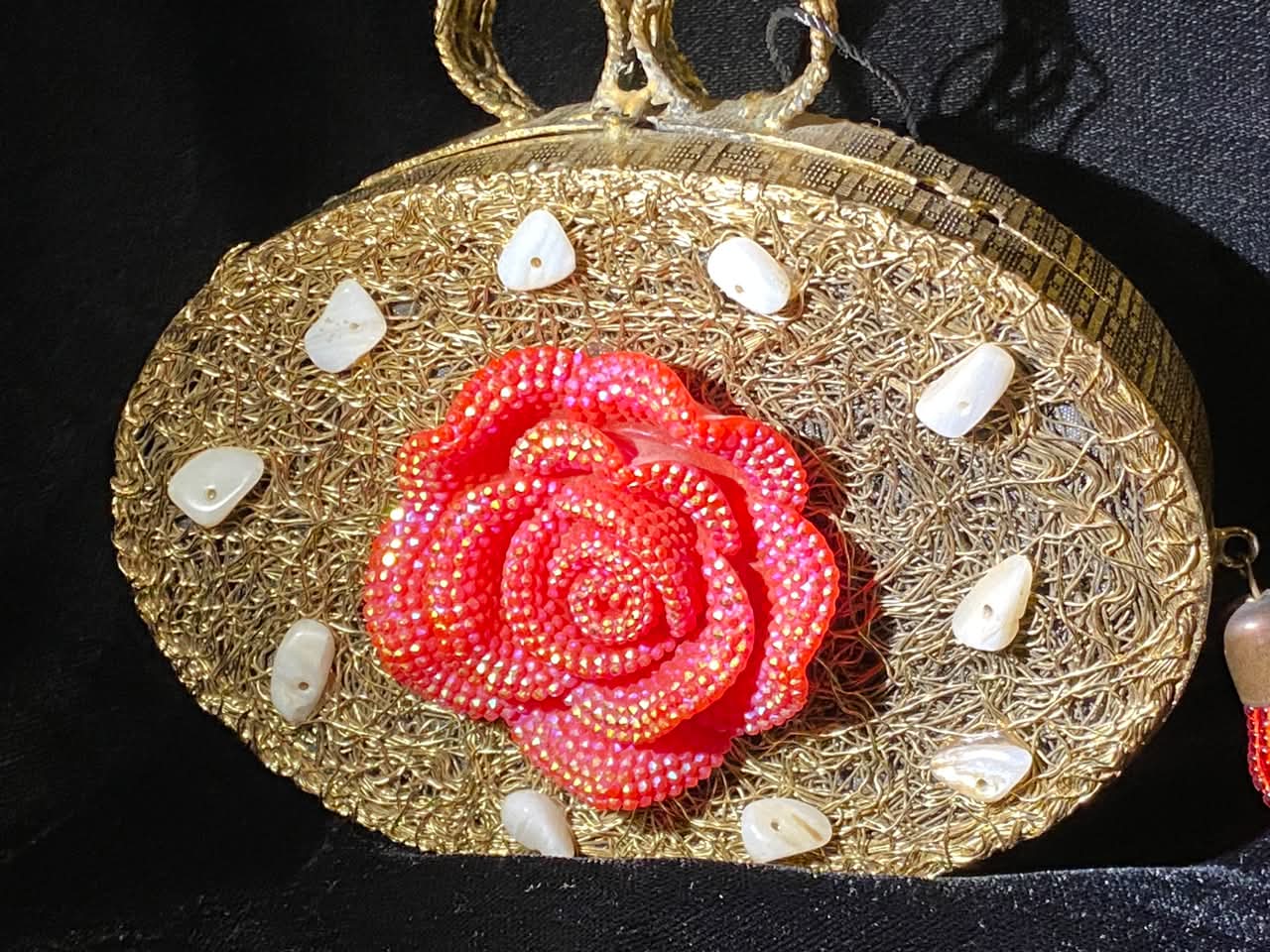 Gold-Tone Red Rose Floral Clutch Bag for Women