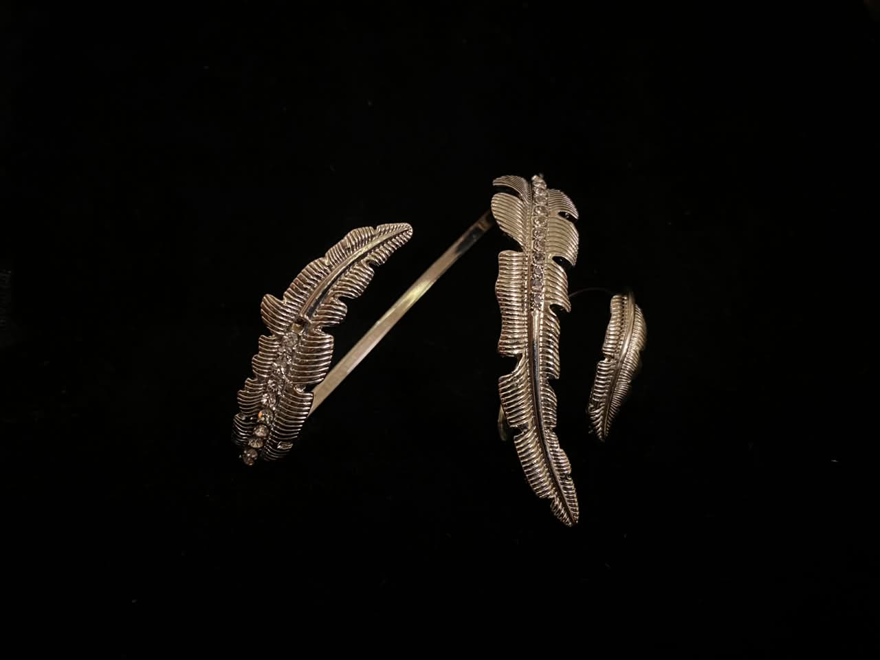 Gold-Tone Feather Design Hairband Set